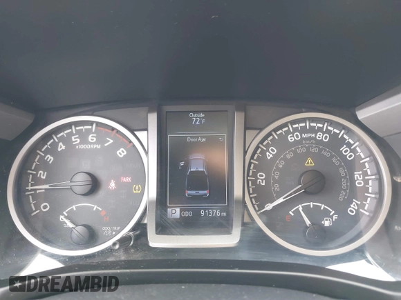 2017 Toyota Tacoma SR5 with VIN 3TMAZ5CN7HM036078, listed as a IAAI auction lot 41698163 with 91,376 mi miles. Bid and sale history available at carsss.com. Image 7.