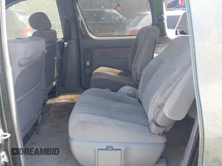 1998 Toyota Sienna LE z VIN 4T3ZF13CXWU053682, wystawiony jako IAAI lot #42029382 z przebiegiem 237 471 mil mil oraz . Historia ofert i sprzedaży dostępna na DreamBid. Obrazek 8.
