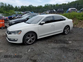 2015 Volkswagen Passat SE with VIN 1VWBT7A3XFC039779, listed as a Copart auction lot 59182925 with 126,891 mi miles and Salvage title. Bid and sale history available at DreamBid. Image 1.