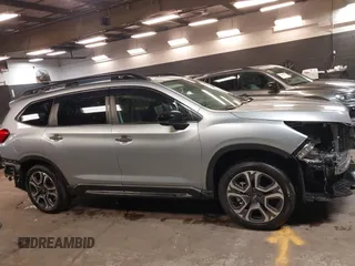 2024 Subaru Ascent Touring z VIN 4S4WMAWD0R3427104, wystawiony jako IAAI lot #42256127 z przebiegiem 1 461 mil mil oraz . Historia ofert i sprzedaży dostępna na DreamBid. Obrazek 14.