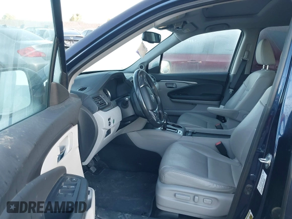 2019 Honda Ridgeline RTL-T z VIN 5FPYK2F66KB007213, wystawiony jako IAAI lot #41841897 z przebiegiem 49 405 mil mil oraz . Historia ofert i sprzedaży dostępna na DreamBid. Obrazek 5.