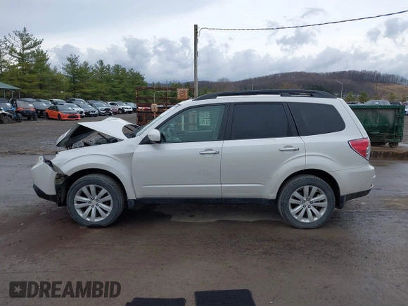 2012 Subaru Forester X Limited z VIN JF2SHBEC6CH445754, wystawiony jako IAAI lot #41863105 z przebiegiem 62 394 mil mil oraz . Historia ofert i sprzedaży dostępna na DreamBid. Obrazek 15.