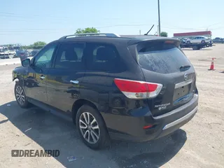2015 Nissan Pathfinder SL z VIN 5N1AR2MM2FC683874, wystawiony jako IAAI lot #42565908 z przebiegiem 82 352 mil mil oraz . Historia ofert i sprzedaży dostępna na DreamBid. Obrazek 3.