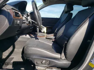 2011 BMW 3 Series 328i with VIN WBAUT9C52BA191581, listed as a Copart auction lot 82901954 with 164,378 mi miles and Clean title. Bid and sale history available at DreamBid. Image 7.