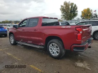 2021 Chevrolet Silverado 1500 RST with VIN 3GCUYEED7MG381544, listed as a Copart auction lot 77349354 with 44,452 mi miles and Salvage Title. Bid and sale history available at carsss.com. Image 2.