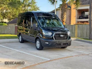 2023 Ford Transit Cargo z VIN 1FTYE1C87PKA24984, wystawiony jako Copart lot #65462015 z przebiegiem 36 515 mil mil oraz Czysty tytuł • Clean title. Historia ofert i sprzedaży dostępna na DreamBid. Obrazek 1.
