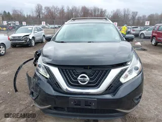 2018 Nissan Murano Platinum with VIN 5N1AZ2MH1JN185097, listed as a IAAI auction lot 41863439 with 140,784 mi miles. Bid and sale history available at carsss.com. Image 12.