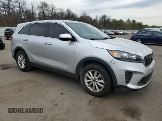 2019 Kia Sorento S with VIN 5XYPG4A51KG573210, listed as a Copart auction lot 49276015 with 100,989 mi miles and Salvage Title. Bid and sale history available at carsss.com. Image 4.