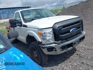 2011 Ford F-350 z VIN 1FDBF3B60BEB59046, wystawiony jako IAAI lot #42391496 z przebiegiem 248 443 mil mil oraz . Historia ofert i sprzedaży dostępna na DreamBid. Obrazek 1.