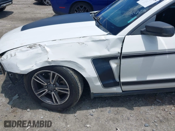 2012 Ford Mustang V6 с VIN 1ZVBP8EM6C5235229, выставлен на аукционе IAAI как лот 42454424 с пробегом 188 763 миль миль и . История ставок и продаж доступна на DreamBid. Изображение 6.