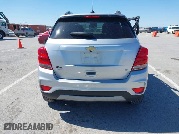 2018 Chevrolet Trax LT with VIN KL7CJLSB4JB734606, listed as a IAAI auction lot 41838892 with 42,122 mi miles. Bid and sale history available at carsss.com. Image 16.