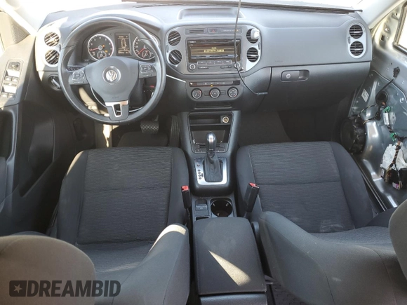 2013 Volkswagen Tiguan S z VIN WVGBV3AX6DW611477, wystawiony jako Copart lot #82567264 z przebiegiem 139 210 mil mil oraz Szkoda całkowita • Salvage title. Historia ofert i sprzedaży dostępna na DreamBid. Obrazek 8.