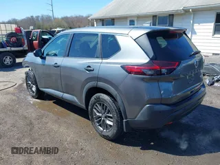 2021 Nissan Rogue S z VIN 5N1AT3AB6MC696151, wystawiony jako IAAI lot #41829916 z przebiegiem 34 000 mil mil oraz . Historia ofert i sprzedaży dostępna na DreamBid. Obrazek 3.