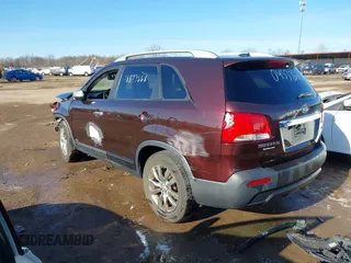 2011 Kia Sorento EX with VIN 5XYKUDA25BG045386, listed as a IAAI auction lot 41849668 with 1 mi miles. Bid and sale history available at carsss.com. Image 3.