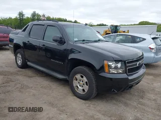2009 Chevrolet Avalanche 2LT z VIN 3GNFK22069G179318, wystawiony jako IAAI lot #42308093 z przebiegiem 153 229 mil mil oraz . Historia ofert i sprzedaży dostępna na DreamBid. Obrazek 1.