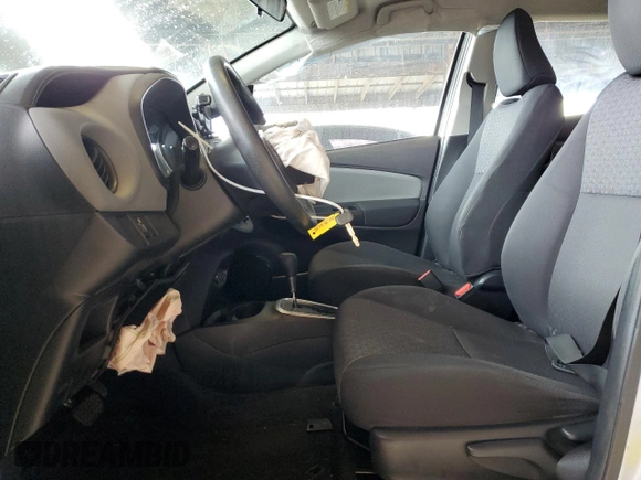2016 Toyota Yaris L z VIN VNKKTUD3XGA069737, wystawiony jako Copart lot #56343635 z przebiegiem 149 487 mil mil oraz Szkody całkowita. Historia ofert i sprzedaży dostępna na DreamBid. Obrazek 7.
