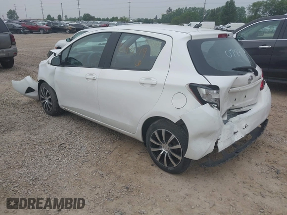 2017 Toyota Yaris L z VIN VNKKTUD32HA078479, wystawiony jako IAAI lot #42431719 z przebiegiem 60 741 mil mil oraz . Historia ofert i sprzedaży dostępna na DreamBid. Obrazek 3.