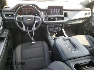 2023 Chevrolet Suburban LS z VIN 1GNSKBKD2PR184823, wystawiony jako Copart lot #71036134 z przebiegiem 42 991 mil mil oraz Szkoda całkowita • Salvage title. Historia ofert i sprzedaży dostępna na DreamBid. Obrazek 8.