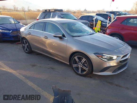 2020 Mercedes-Benz CLA 250 z VIN WDD5J4HB1LN036082, wystawiony jako IAAI lot #41528585 z przebiegiem 44 600 mil mil oraz . Historia ofert i sprzedaży dostępna na DreamBid. Obrazek 1.