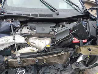 2015 Toyota Camry XLE z VIN 4T4BF1FK5FR504925, wystawiony jako IAAI lot #41511476 z przebiegiem 187 999 mil mil oraz . Historia ofert i sprzedaży dostępna na DreamBid. Obrazek 10.