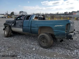 1998 Dodge Ram 1500 with VIN 3B7HF13Z4WG127632, listed as a Copart auction lot 46180515 with 226,969 mi miles and Non Repairable. Bid and sale history available at carsss.com. Image 2.