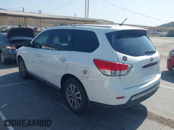 2013 Nissan Pathfinder SV with VIN 5N1AR2MN8DC690656, listed as a IAAI auction lot 42609015 with 178,949 mi miles and . Bid and sale history available at DreamBid. Image 3.