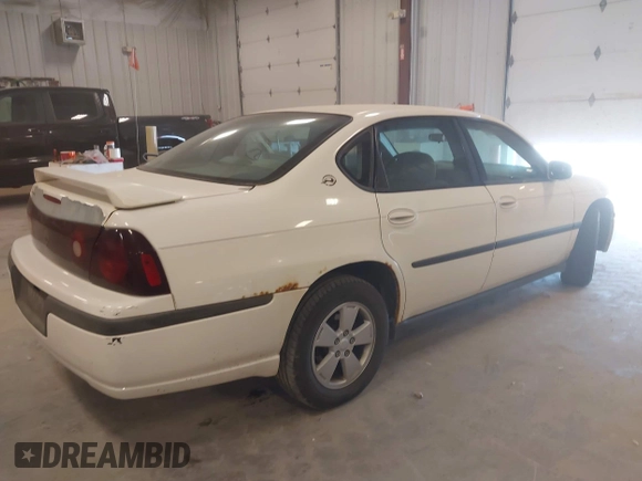 2004 Chevrolet Impala with VIN 2G1WF52E949105154, listed as a IAAI auction lot 42139491 with 176,924 mi miles. Bid and sale history available at carsss.com. Image 4.