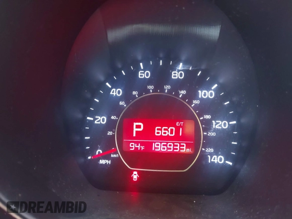 2016 Kia Soul with VIN KNDJN2A22G7382809, listed as a IAAI auction lot 41960741 with 196,933 mi miles. Bid and sale history available at carsss.com. Image 7.