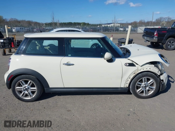 2012 MINI Hardtop with VIN WMWSU3C59CT255588, listed as a IAAI auction lot 41878430 with 103,033 mi miles and . Bid and sale history available at DreamBid. Image 13.