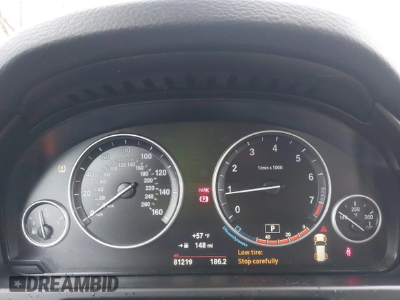 2016 BMW X5 sDrive35i with VIN 5UXKR2C56G0R69814, listed as a IAAI auction lot 41088279 with 81,219 mi miles. Bid and sale history available at carsss.com. Image 7.