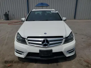 2013 Mercedes-Benz C 300 Sport z VIN WDDGF8ABXDR285941, wystawiony jako Copart lot #58211605 z przebiegiem 130 963 mil mil oraz Szkoda całkowita • Salvage title. Historia ofert i sprzedaży dostępna na DreamBid. Obrazek 5.