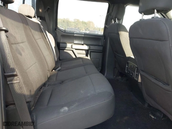 2018 Ford F-150 XL with VIN 1FTEW1EP1JFB78918, listed as a IAAI auction lot 41497670 with 160,104 mi miles. Bid and sale history available at carsss.com. Image 8.