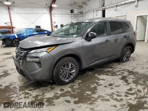 2024 Nissan Rogue S z VIN 5N1BT3AB6RC694380, wystawiony jako Copart lot #56228775 z przebiegiem 25 000 mil mil oraz Nie do naprawy • Non repairable. Historia ofert i sprzedaży dostępna na DreamBid. Obrazek 1.