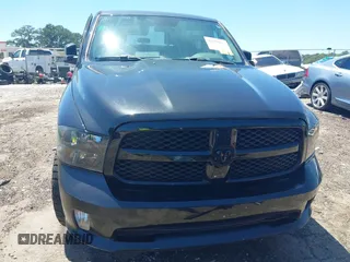 2018 Ram 1500 Express with VIN 1C6RR6KG5JS224520, listed as a IAAI auction lot 42230272 with 140,748 mi miles and . Bid and sale history available at DreamBid. Image 12.