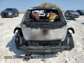 2016 Volkswagen Beetle SE с VIN 3VWJ17ATXGM612150, выставлен на аукционе Copart как лот 76393894 с пробегом Не указан миль и На запчасти • Non repairable. История ставок и продаж доступна на DreamBid. Изображение 6.