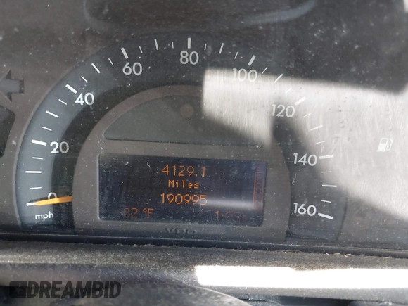 2004 Mercedes-Benz C 230 Kompressor with VIN WDBRF40J74F525595, listed as a IAAI auction lot 41878522 with 190,995 mi miles and . Bid and sale history available at DreamBid. Image 7.