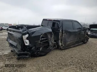2024 Chevrolet Silverado 1500 RST with VIN 2GCUDEED5R1259289, listed as a Copart auction lot 46153015 with 8,805 mi miles and Salvage Title. Bid and sale history available at carsss.com. Image 3.