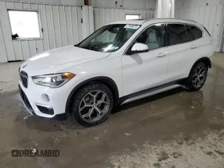 2018 BMW X1 xDrive28i z VIN WBXHT3C31J3H33391, wystawiony jako Copart lot #47849675 z przebiegiem 73 108 mil mil oraz Szkody całkowita. Historia ofert i sprzedaży dostępna na DreamBid. Obrazek 1.