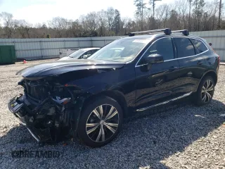 2023 Volvo XC60 Plus Bright Theme with VIN YV4L12DN2P1203128, listed as a Copart auction lot 45969865 with 39,593 mi miles and Salvage Title. Bid and sale history available at carsss.com. Image 1.