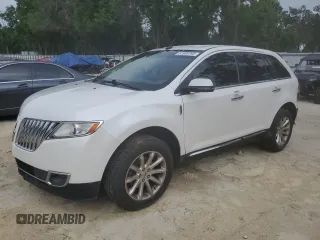 2013 Lincoln MKX z VIN 2LMDJ6JK8DBL40440, wystawiony jako Copart lot #51903795 z przebiegiem 142 975 mil mil oraz Szkoda całkowita • Salvage title. Historia ofert i sprzedaży dostępna na DreamBid. Obrazek 1.