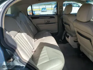 2004 Lincoln Town Car Signature with VIN 1LNHM81W64Y644937, listed as a Copart auction lot 50868815 with 189,886 mi miles and Salvage Title. Bid and sale history available at carsss.com. Image 10.