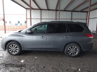 2015 Nissan Pathfinder SV с VIN 5N1AR2MM2FC652995, выставлен на аукционе IAAI как лот 42193890 с пробегом 159 612 миль миль и . История ставок и продаж доступна на DreamBid. Изображение 14.