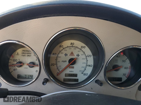 1998 Mercedes-Benz SLK-Class with VIN WDBKK47F5WF073700, listed as a Copart auction lot 66996724 with 131,182 mi miles and Salvage Title. Bid and sale history available at carsss.com. Image 9.
