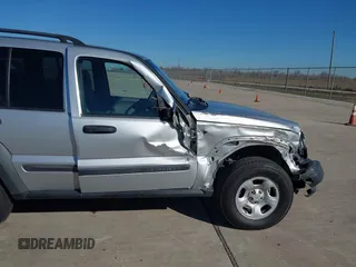 2006 Jeep Liberty Sport with VIN 1J4GL48K36W210904, listed as a IAAI auction lot 41260961 with 133,310 mi miles and . Bid and sale history available at carsss.com. Image 6.