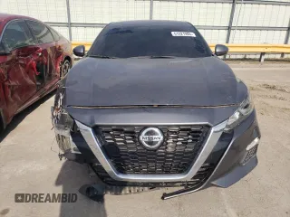 2019 Nissan Altima 2.5 S with VIN 1N4BL4BV0KC212310, listed as a Copart auction lot 51321905 with 39,289 mi miles and Salvage Title. Bid and sale history available at carsss.com. Image 5.
