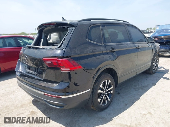 2022 Volkswagen Tiguan S with VIN 3VV1B7AX5NM030779, listed as a IAAI auction lot 41877605 with 39,261 mi miles and . Bid and sale history available at DreamBid. Image 4.