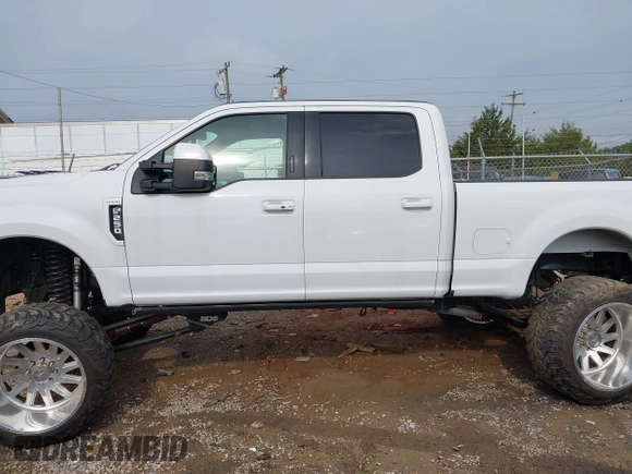 2019 Ford F-250 XL with VIN 1FT7W2BT3KED44329, listed as a IAAI auction lot 42347352 with 90,459 mi miles and . Bid and sale history available at DreamBid. Image 14.
