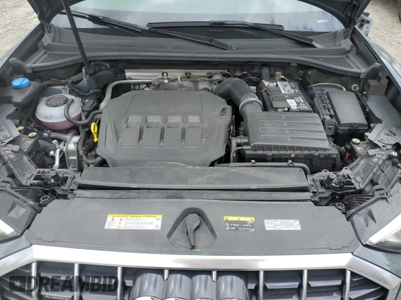2020 Audi Q3 Premium with VIN WA1AECF31L1002342, listed as a Copart auction lot 60729665 with 29,154 mi miles and Salvage title. Bid and sale history available at DreamBid. Image 12.