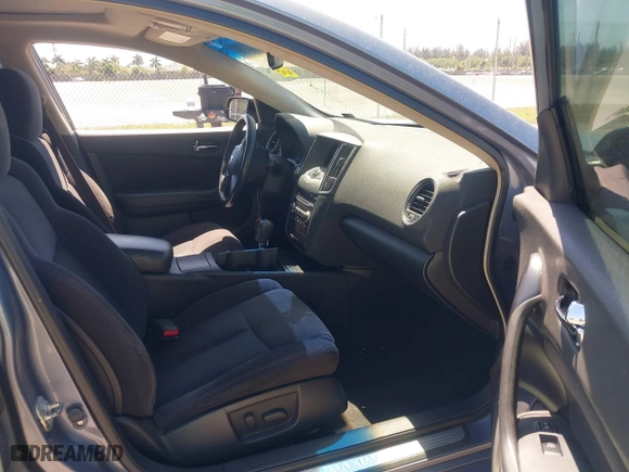 2012 Nissan Maxima 3.5 S with VIN 1N4AA5AP1CC837312, listed as a IAAI auction lot 41818155 with 131,169 mi miles. Bid and sale history available at carsss.com. Image 5.