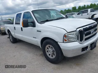 2006 Ford F-250 XL z VIN 1FTSW20P36ED66756, wystawiony jako IAAI lot #42204466 z przebiegiem 212 345 mil mil oraz . Historia ofert i sprzedaży dostępna na DreamBid. Obrazek 1.